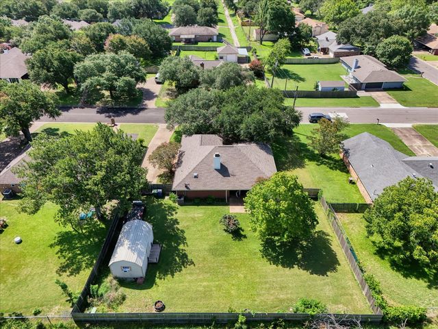232 Crescent, Hewitt, TX 76643