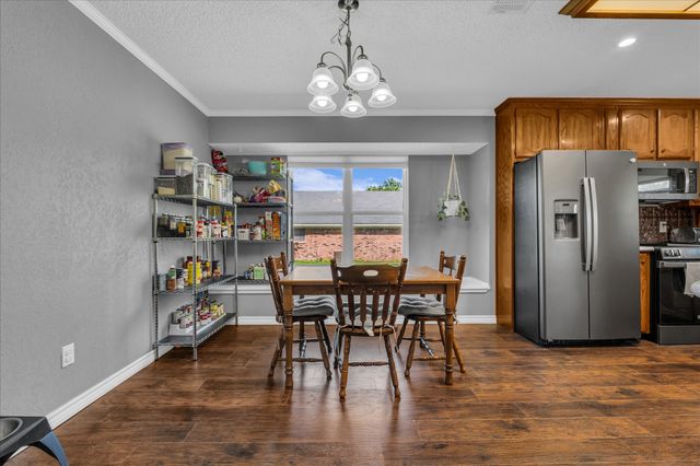 232 Crescent, Hewitt, TX 76643