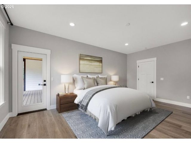 37330 LABISKE Ln, Astoria, OR 97103