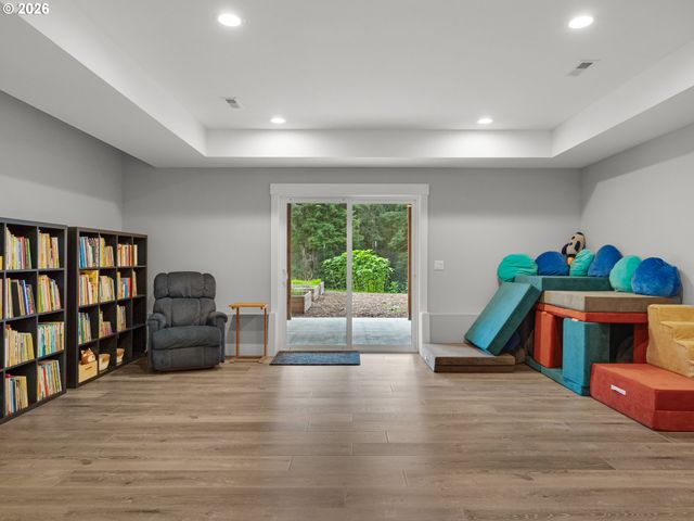 37330 LABISKE Ln, Astoria, OR 97103