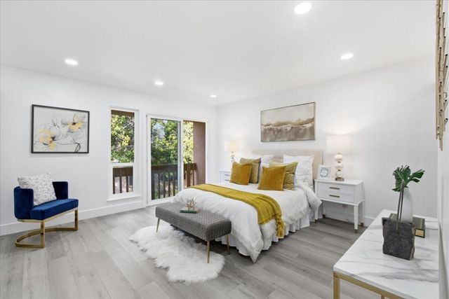 125 Connemara Way 71, Sunnyvale, CA 94087