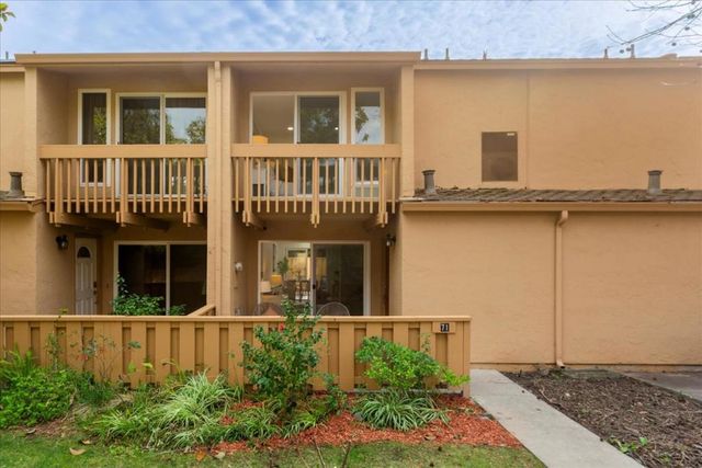 125 Connemara Way 71, Sunnyvale, CA 94087
