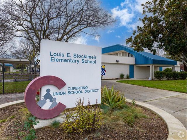 125 Connemara Way 71, Sunnyvale, CA 94087