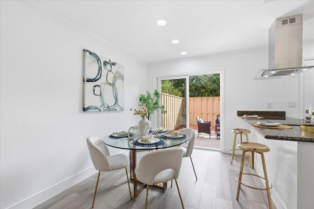 125 Connemara Way 71, Sunnyvale, CA 94087