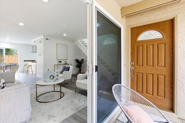 125 Connemara Way 71, Sunnyvale, CA 94087