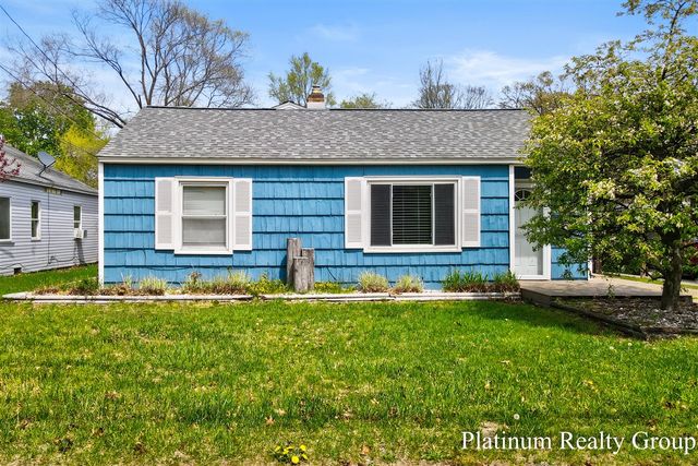 2390 Greenwood Street, Muskegon, MI 49441