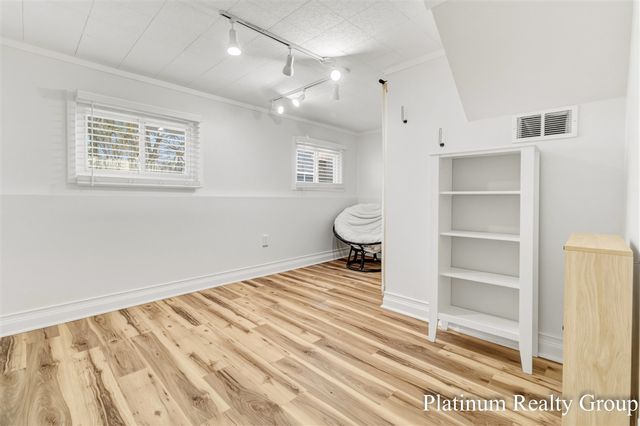 2390 Greenwood Street, Muskegon, MI 49441