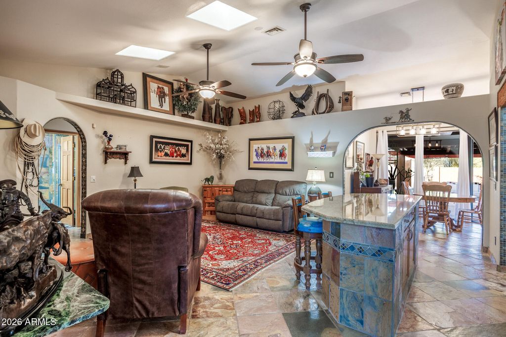 Image 24 of property listing at 9125 N PASEO PALO VERDE Road, Casa Grande, AZ 85194