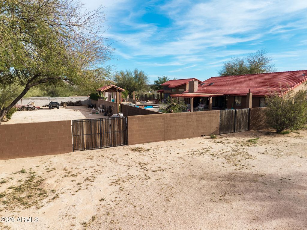 Image 75 of property listing at 9125 N PASEO PALO VERDE Road, Casa Grande, AZ 85194