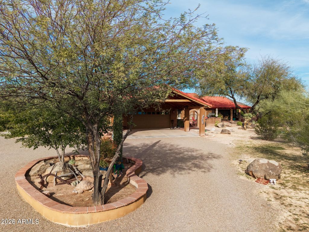 Image 96 of property listing at 9125 N PASEO PALO VERDE Road, Casa Grande, AZ 85194