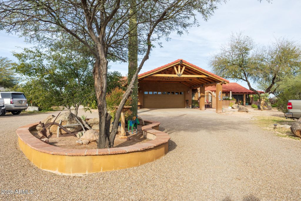 Image 98 of property listing at 9125 N PASEO PALO VERDE Road, Casa Grande, AZ 85194