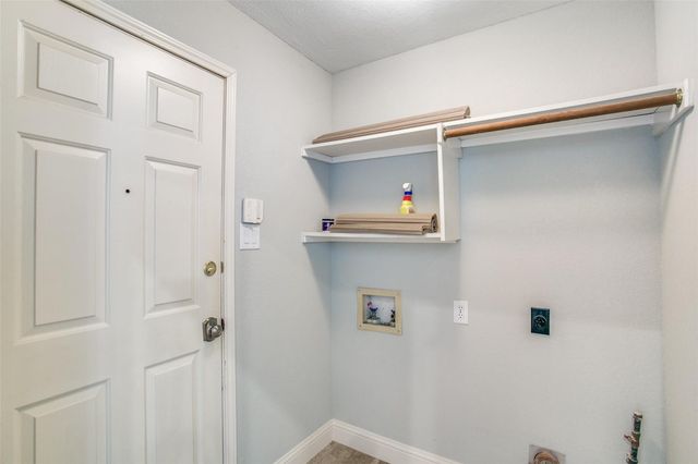 2103 Amherst Drive, Lewisville, TX 75067