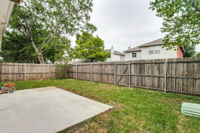 2103 Amherst Drive, Lewisville, TX 75067