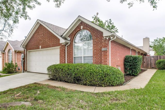 2103 Amherst Drive, Lewisville, TX 75067