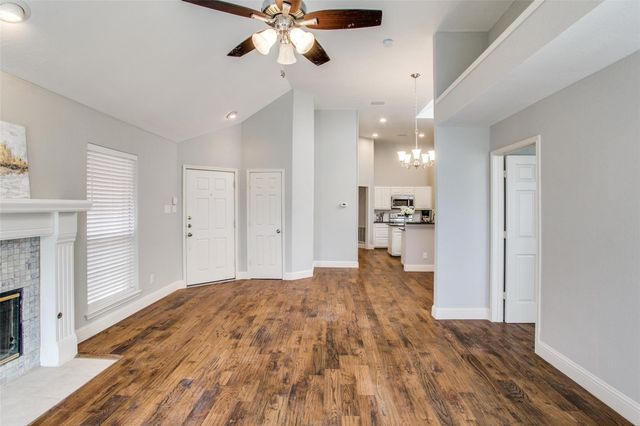 2103 Amherst Drive, Lewisville, TX 75067