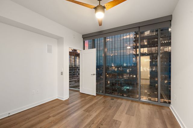 1212 Laurel St Apt 1215, Nashville, TN 37203