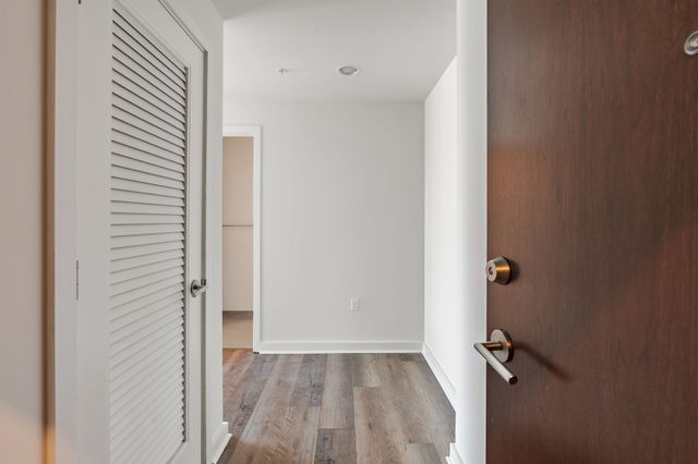 1212 Laurel St Apt 1215, Nashville, TN 37203