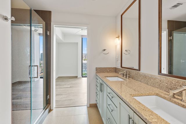 1212 Laurel St Apt 1215, Nashville, TN 37203