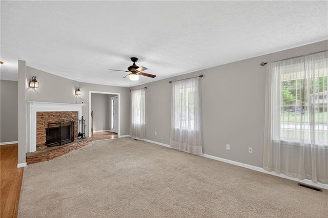 3301 Connie Way, Winston, GA 30187