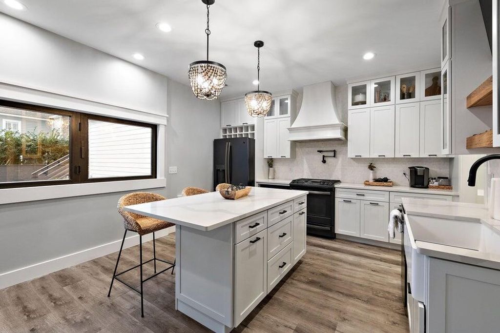 Image 5 of property listing at 3034 Baltimore Street, Charleston, SC 29492