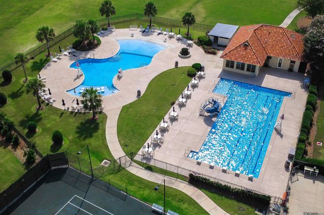 3108 Veranda Lakes Dr, Saint George, LA 70810