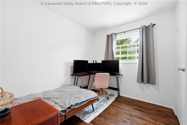 207 Lakeview Drive, Hurricane, WV 25526