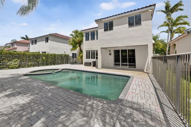 1115 Camellia Cir, Weston, FL 33326