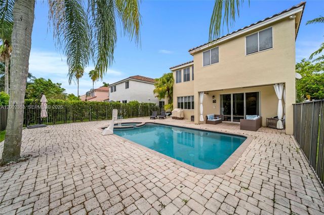 1115 Camellia Cir, Weston, FL 33326
