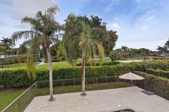 1115 Camellia Cir, Weston, FL 33326