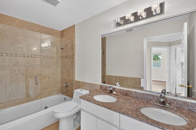 1115 Camellia Cir, Weston, FL 33326