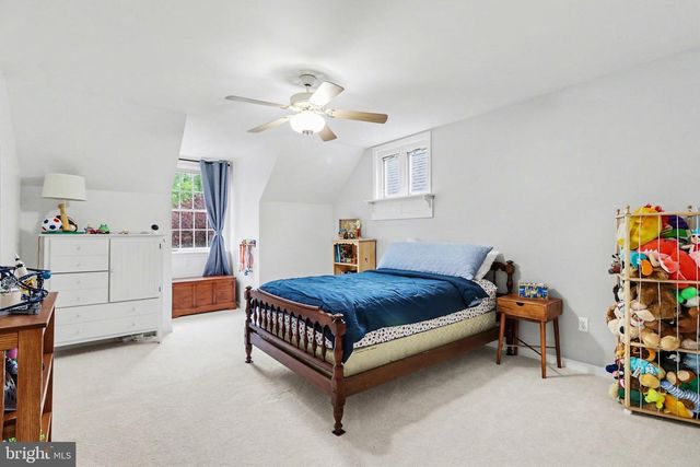 1214 QUAIL HOLLOW RD, Hummelstown, PA 17036