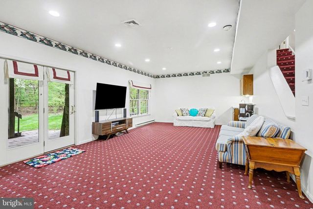 1214 QUAIL HOLLOW RD, Hummelstown, PA 17036
