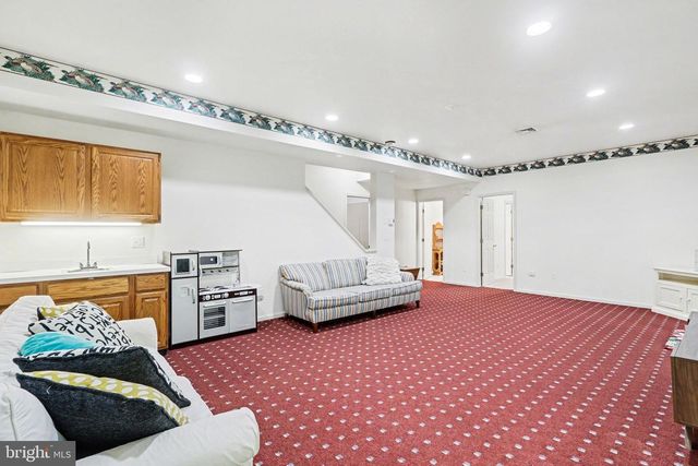 1214 QUAIL HOLLOW RD, Hummelstown, PA 17036