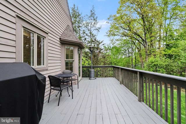 1214 QUAIL HOLLOW RD, Hummelstown, PA 17036