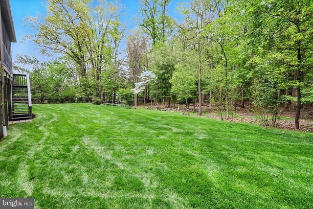 1214 QUAIL HOLLOW RD, Hummelstown, PA 17036