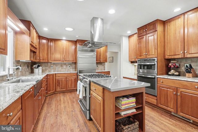 1214 QUAIL HOLLOW RD, Hummelstown, PA 17036