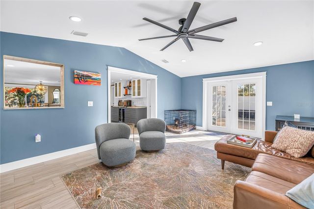 354 74TH AVENUE NE, St Petersburg, FL 33702