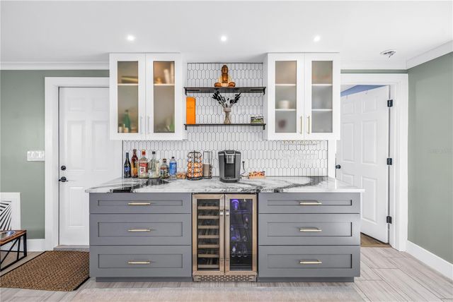 354 74TH AVENUE NE, St Petersburg, FL 33702