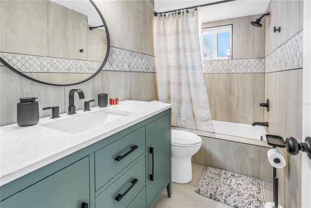 354 74TH AVENUE NE, St Petersburg, FL 33702