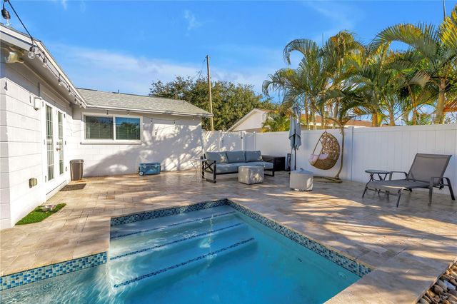 354 74TH AVENUE NE, St Petersburg, FL 33702