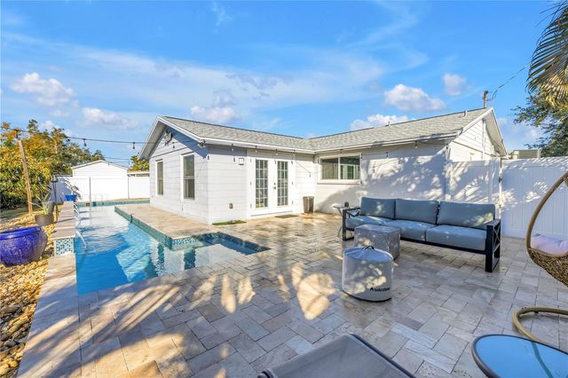 354 74TH AVENUE NE, St Petersburg, FL 33702