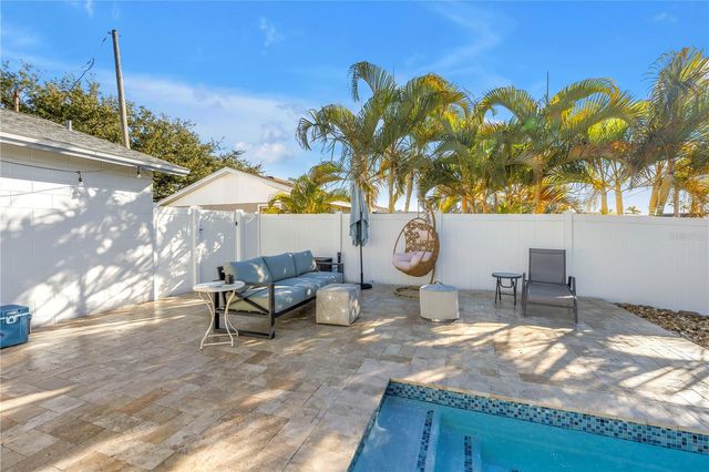 354 74TH AVENUE NE, St Petersburg, FL 33702