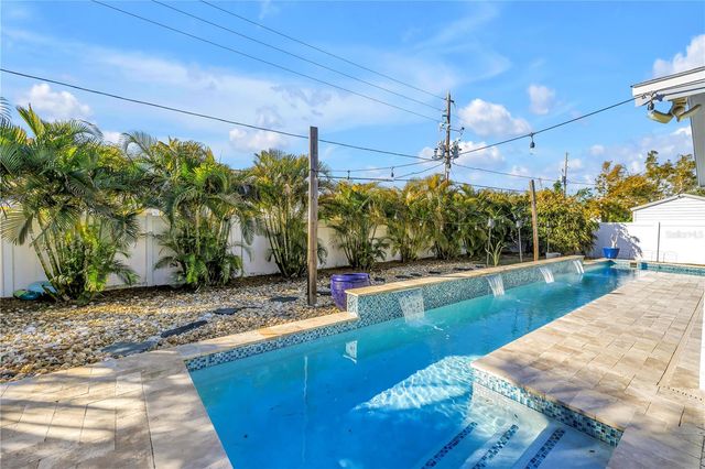 354 74TH AVENUE NE, St Petersburg, FL 33702