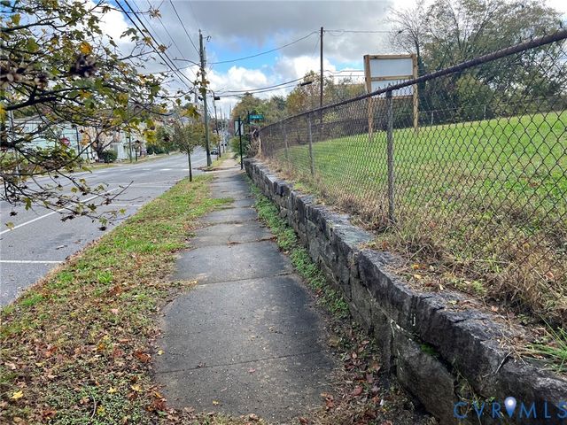 628 W Washington St, Petersburg, VA 23803