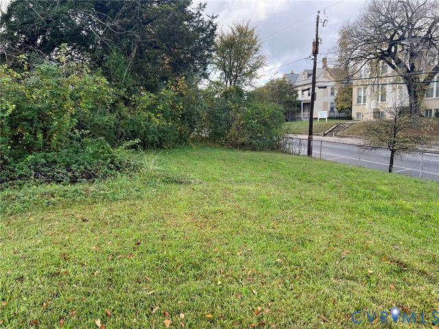 628 W Washington St, Petersburg, VA 23803