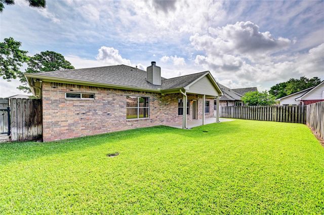 12959 N Puffin Lane, Willis, TX 77318