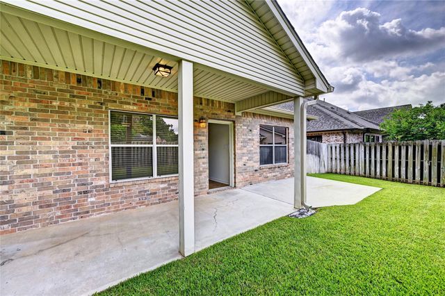 12959 N Puffin Lane, Willis, TX 77318