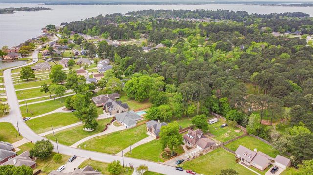 12959 N Puffin Lane, Willis, TX 77318