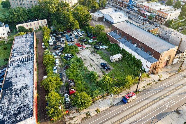5809 WOODLAND AVE, Philadelphia, PA 19143