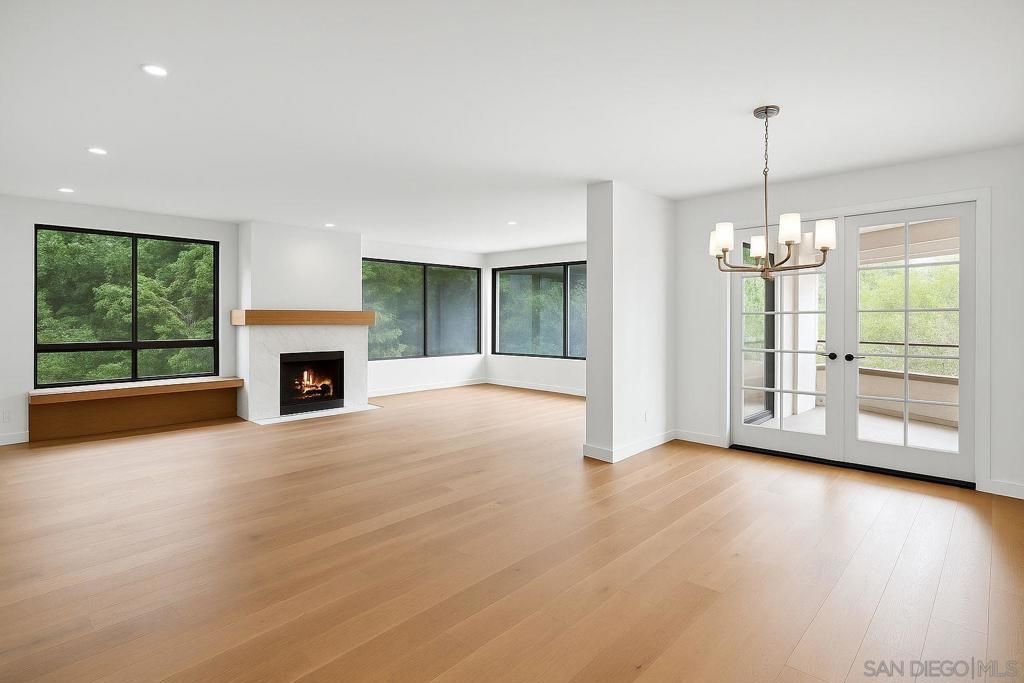 Image 2 of property listing at 5665 Friars Rd 232, San Diego, CA 92110